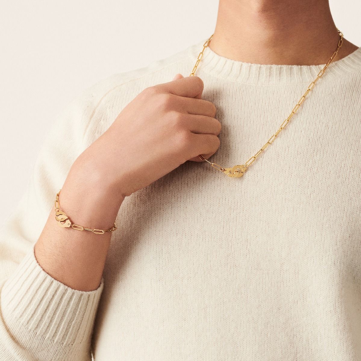 Menottes dinh van R12 bracelet