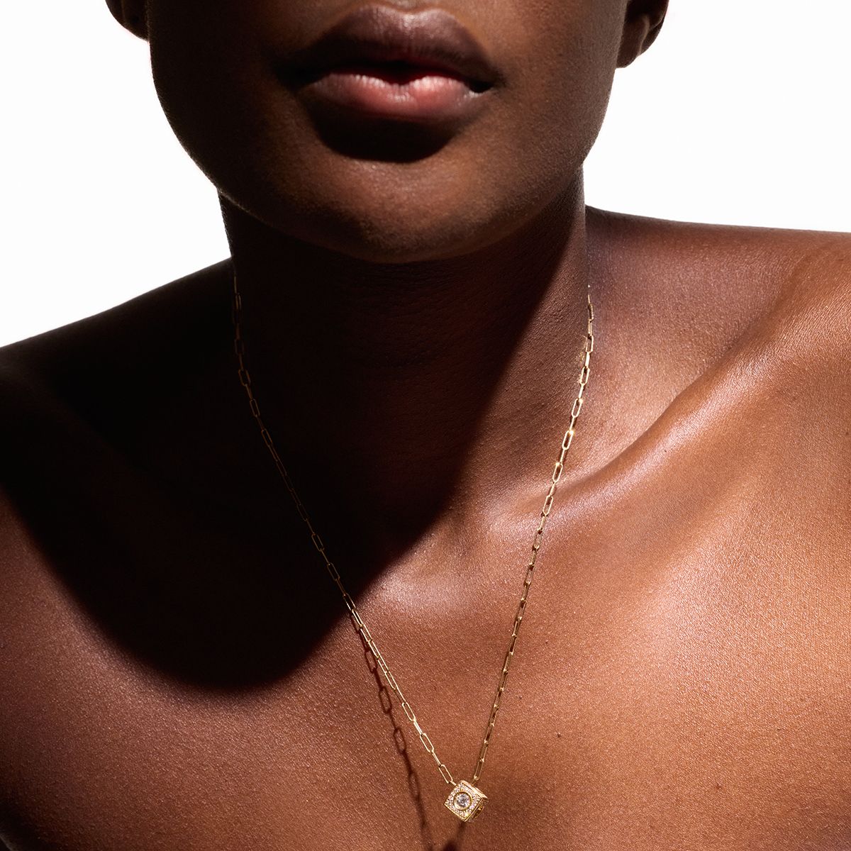Pendentif Le Cube diamant XL pavé