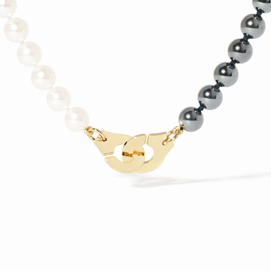 Collier de perles et hématites Menottes dinh van moyen modèle